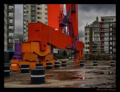 Eriksberg crane foot photo