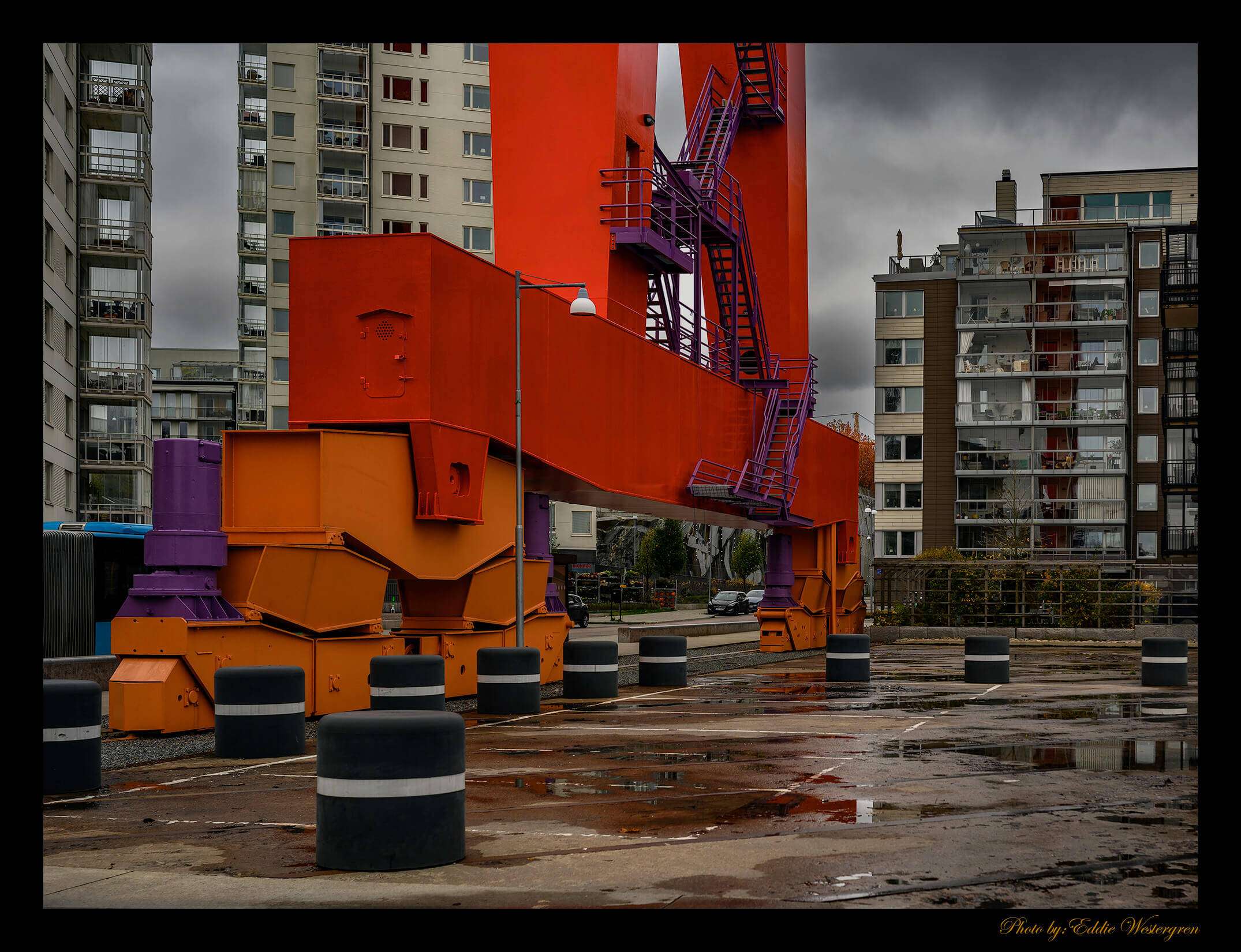 Eriksberg crane foot photo