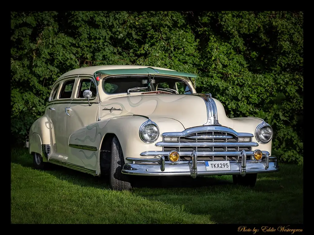 PONTIAC SILVER 8 STREAK